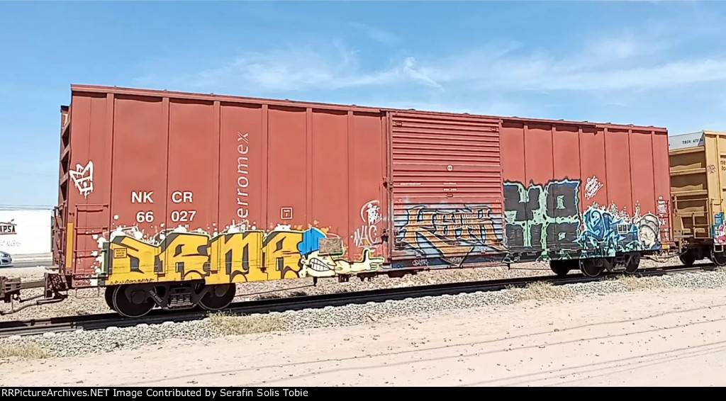 NKCR 66027 Rotulado Ferromex Con grafiti 